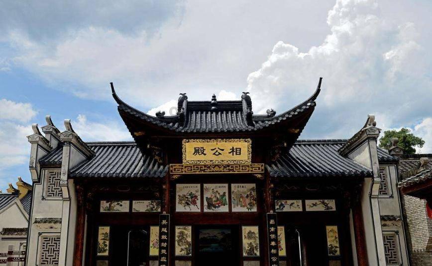 升空的愤怒奶奶